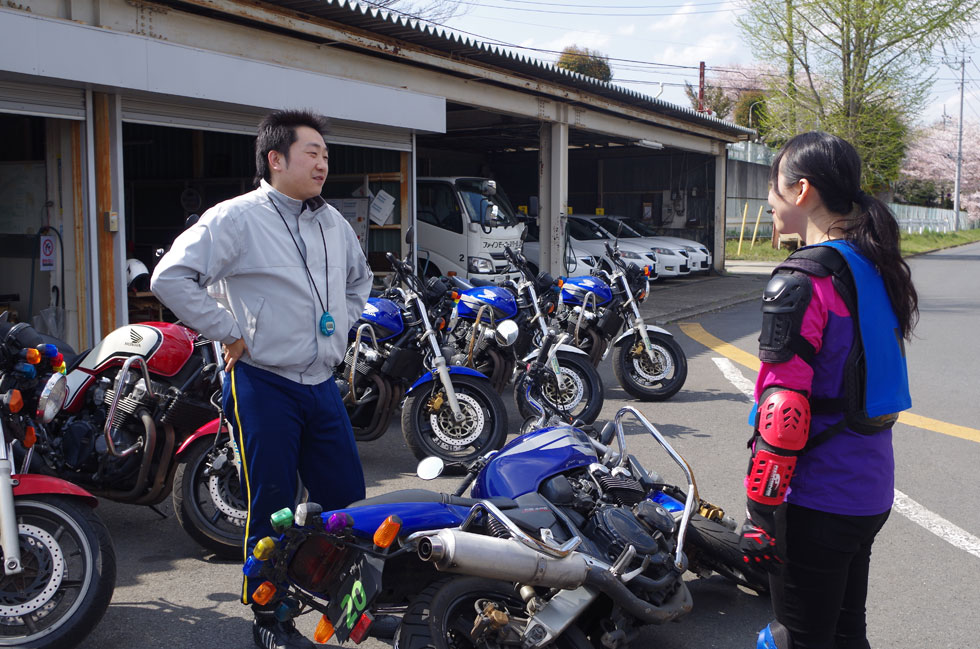 Bll研究員 二輪免許を取る Vol 1 女子だけど バイクに乗りたい Bike Life Lab バイク王