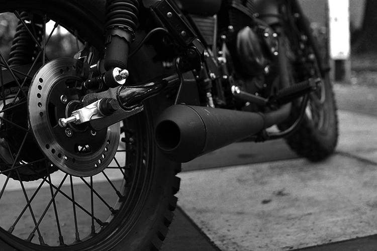 排気音編 6月は不正改造マフラー取り締まり強化月間 引っかかるポイントをチェック Bike Life Lab バイク王