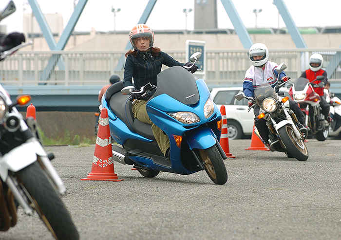 バイク初心者に必要な 練習方法や場所とは Bike Life Lab バイク王