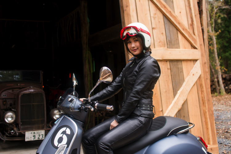 革ジャン女子になろう 革ジャンはカッコいい女性ライダーの必須アイテム Bike Life Lab バイク王