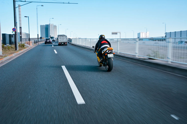 爽快感抜群 バイクで渡って気持ちいい橋を紹介vol 1 関東湾岸エリアを走るなら是非渡って欲しい橋はココ Bike Life Lab バイク王