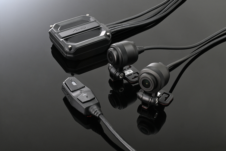DAYTONA】バイク専用ドライブレコーダー「MiVue M820Pro」が発売