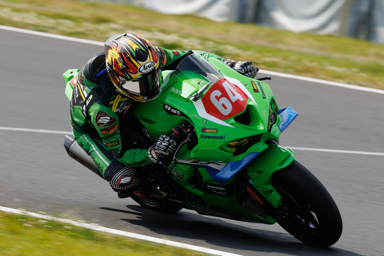 鈴鹿8耐」“真夏の祭典”の楽しみ方やカワサキ・Ninja ZX-10Rで戦う注目 鈴鹿8耐」“真夏の祭典”の楽しみ方やカワサキ・Ninja ZX-10Rで戦う注目