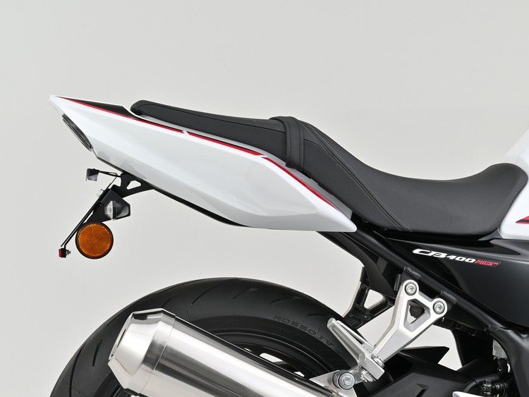 DAYTONA】LEDフェンダーレスキット（ナンバー取付ステー） CB400SF E