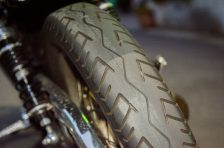 バイクのタイヤの前後交換は本当に必要？前後別々に交換して検証してみた！