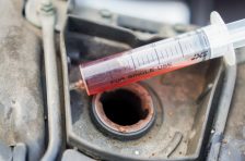 ガソリンは腐るって本当?消費期限の目安や悪影響について解説! ガソリンは腐るって本当?消費期限の目安や悪影響について解説!