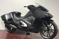 HONDA NM4 -DCTを活かした、新世代スポーツクルーザー-