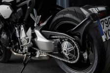 バイクのスイングアームとは？種類やカスタムの効果を初心者向けに解説！