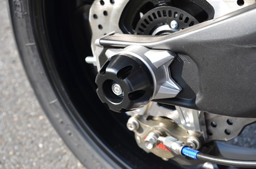 リアアクスルプロテクター AGRAS（アグラス） MT-07