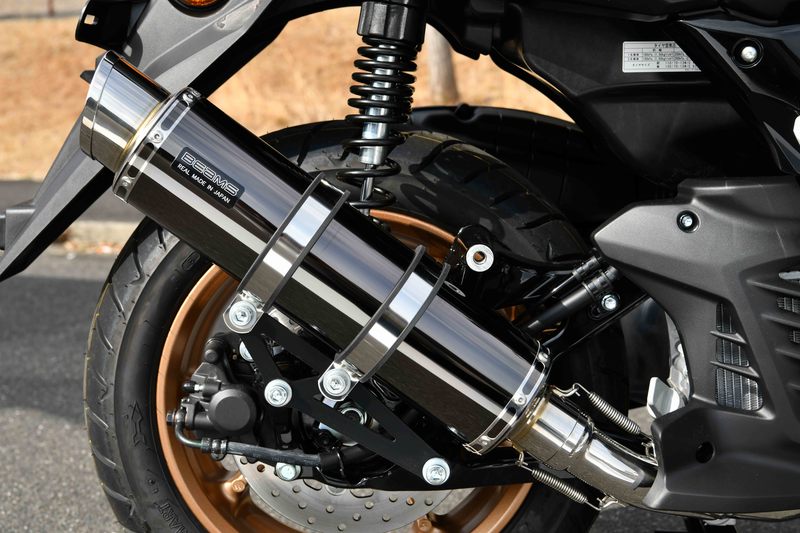 R-EVO2 マフラー SMB（スーパーメタルブラック）サイレンサー 政府認証 BMS-R（ビームス） NMAX155（エヌマックス155）8BK-SG66J