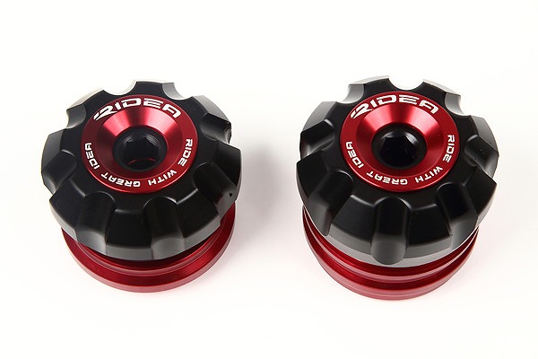 フロントアクスルスライダー レッド RIDEA（リデア） TMAX530（15〜17年）