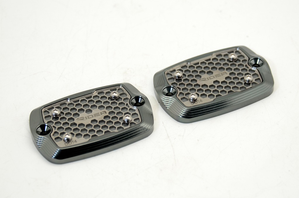 マスターシリンダーキャップ チタン RIDEA（リデア） TMAX530（12〜17年）