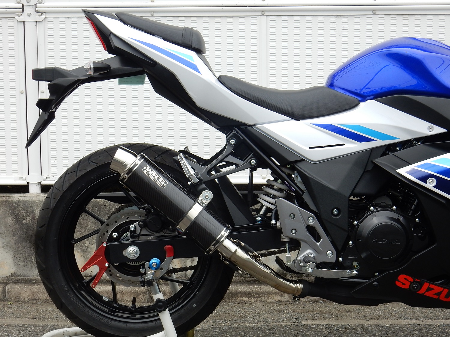 SUZUKI GSX250Rステンレスマフラー