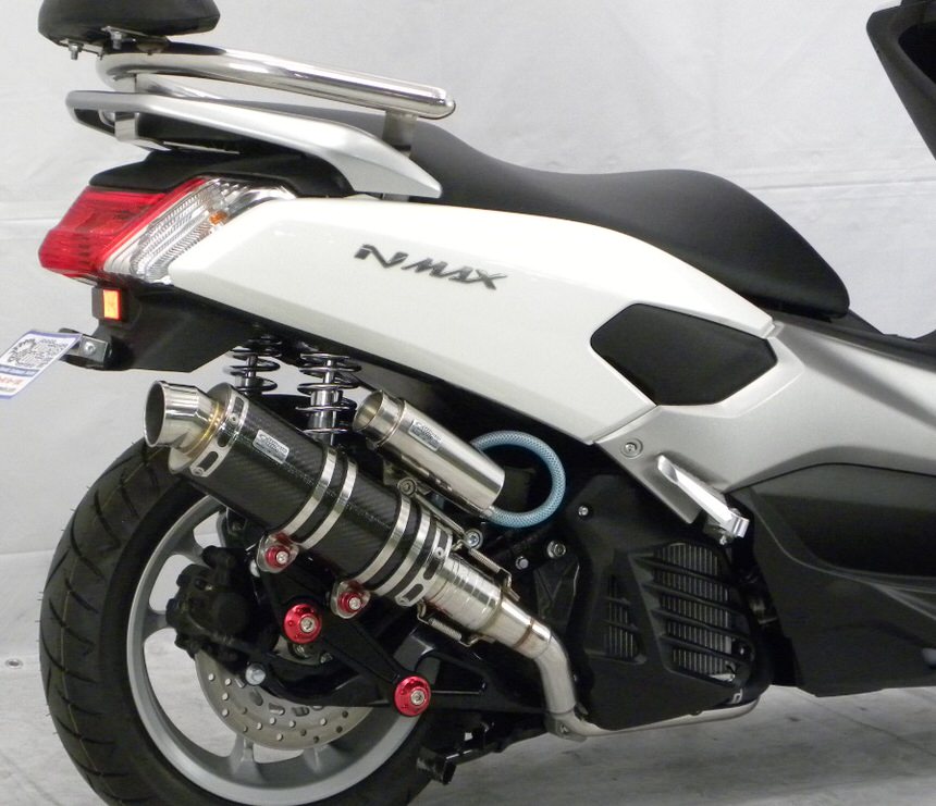 アニバーサリーマフラー スポーツタイプ ブラックカーボン ビレットステー/ブラック ボルトキャップ/レッド ウイルズウィン（WirusWin） NMAX（2BJ-SED6J・EBJ-SE86J）