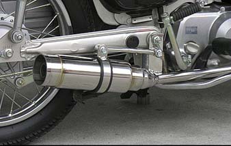 ロイヤルマフラーバズーカータイプ ウイルズウィン（WirusWin）スーパーカブ50キャブ車