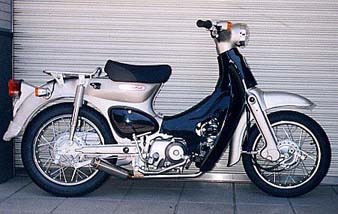 トラッカーロッドサイレンサーマフラー ウイルズウィン（WirusWin）スーパーカブ70