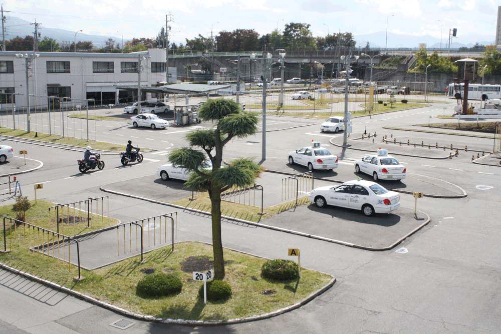 信州塩尻自動車学校